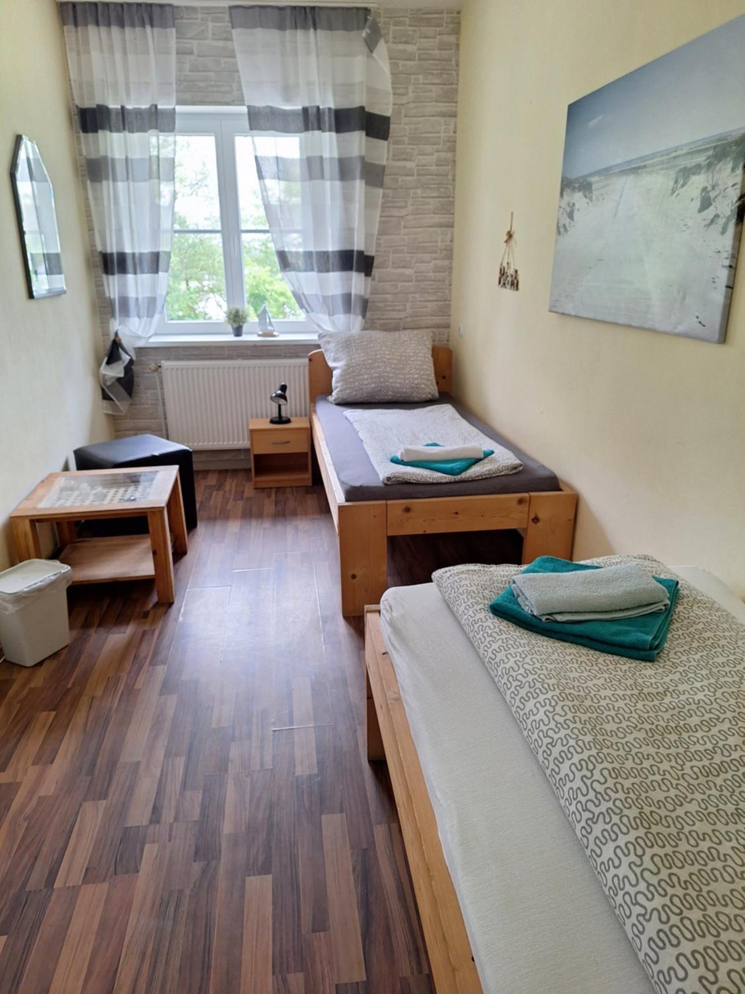 Nordseehostel Am Bahnhof Sande Zewnętrze zdjęcie